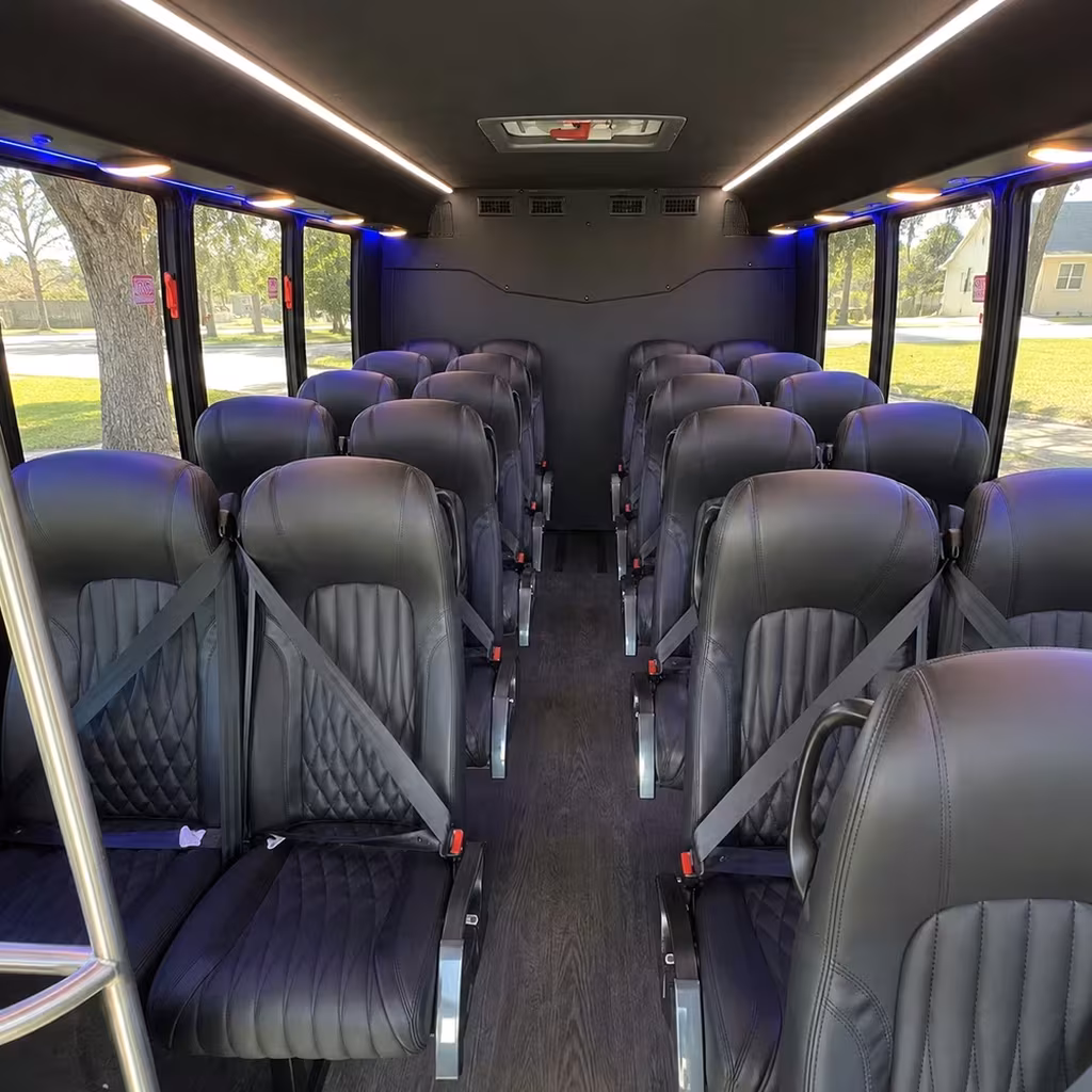 knoxville 15 passenger minibus rental
