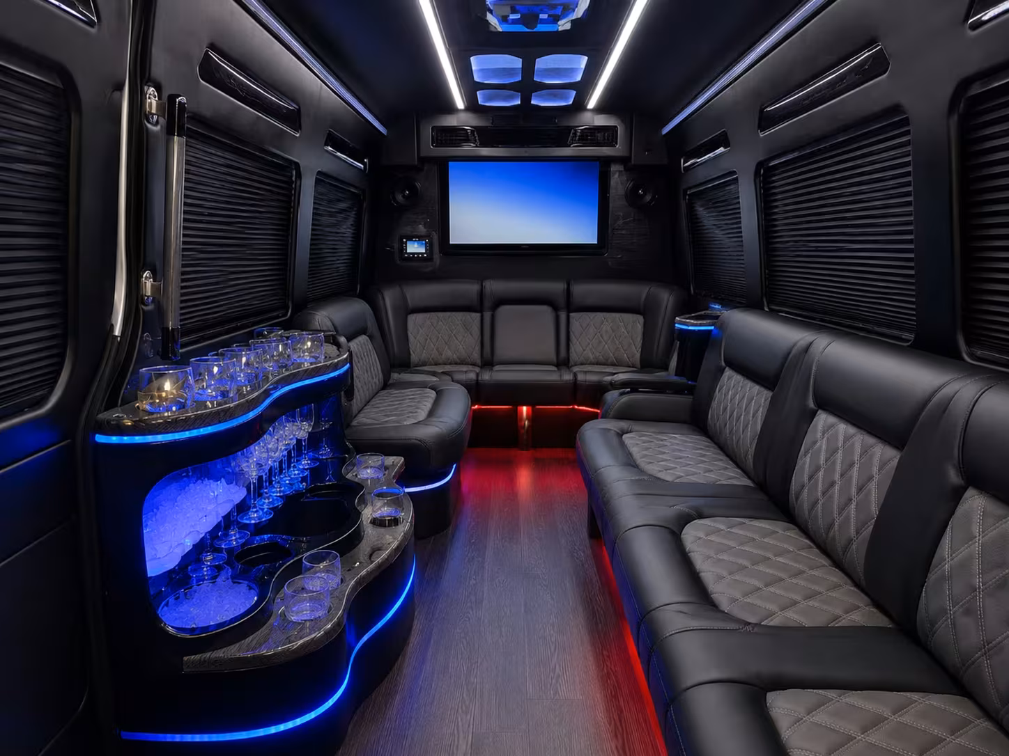 knoxville 18 passenger minibus rental