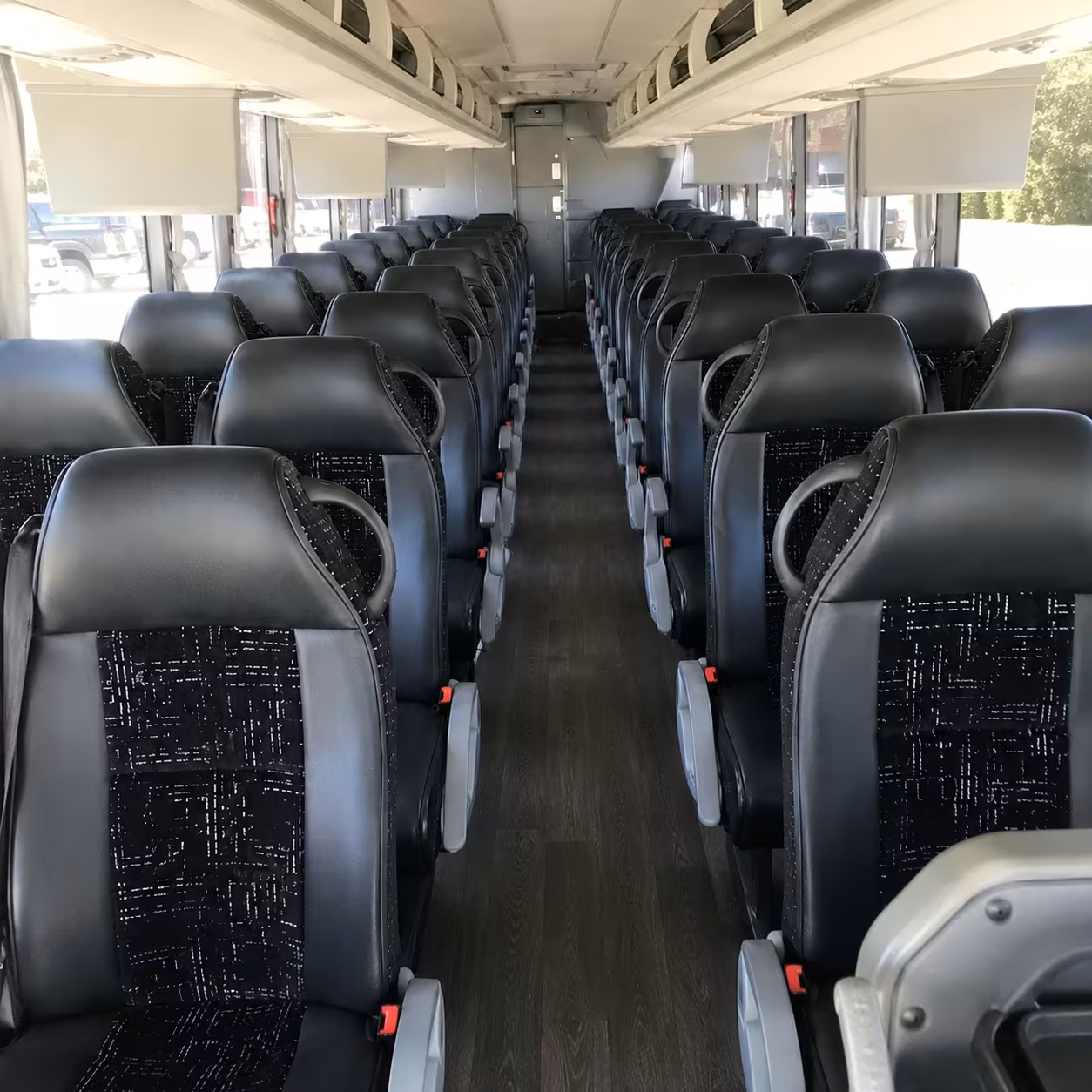 knoxville to nashville charter bus rentals on i 40 west