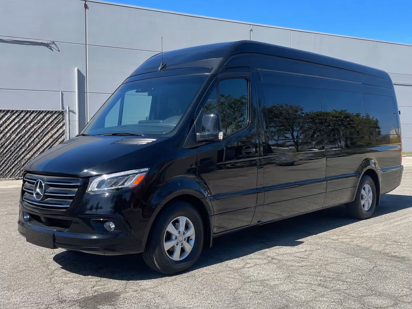 prom homecoming bus rentals in knoxville