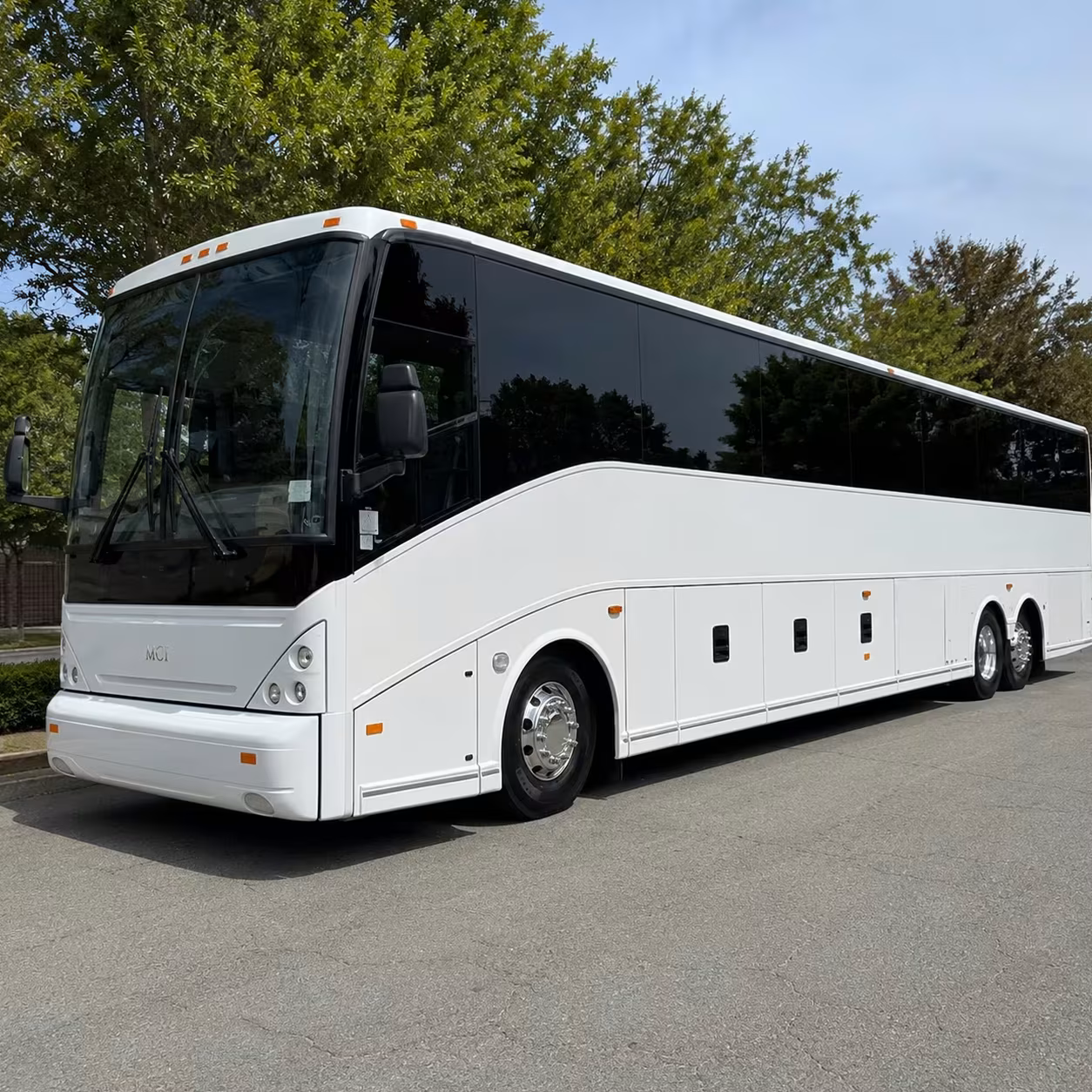 you can find and book airport transportation in knoxville and any nearby city