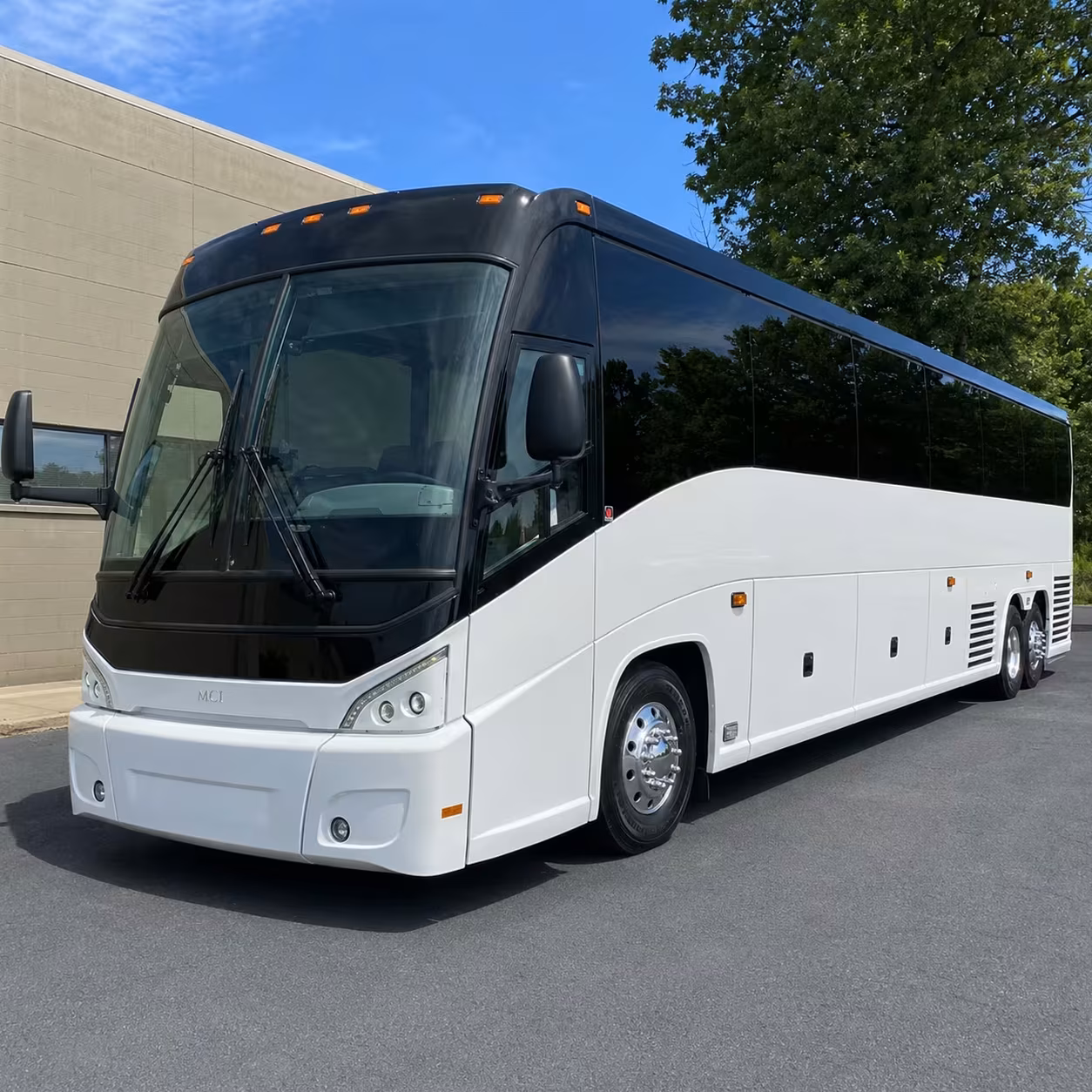 you can find and book long distance transportation in knoxville and any nearby city